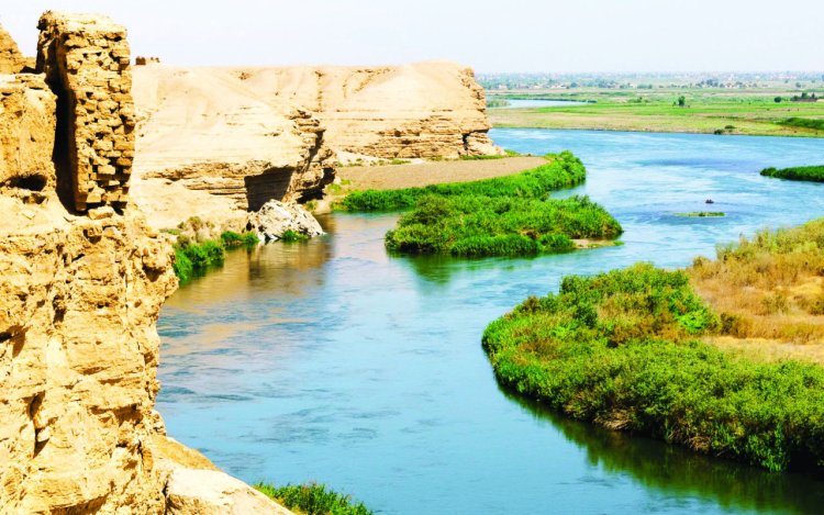 الجزيرة الفراتية في أعين الرحالة والمستشرقين الغربيين.