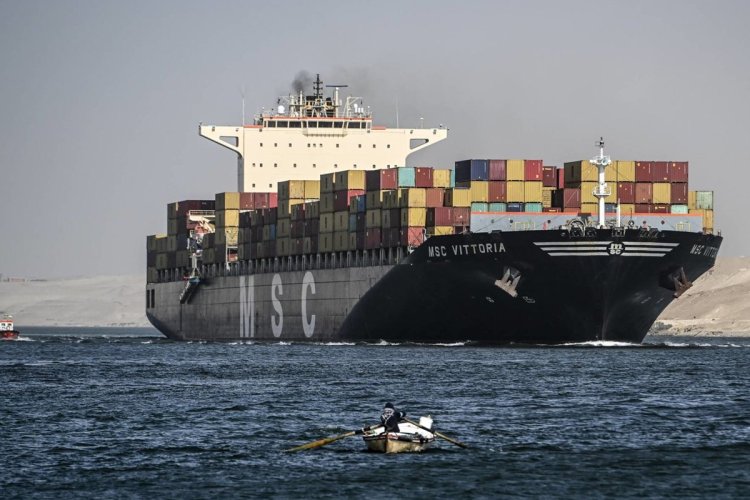 مخاوف التجار السوريين من انعكاسات قاسية لأزمة البحر الأحمر على الأسواق المحلية