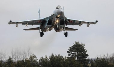 تقارير عاجلة: ثلاث طائرات حربية روسية تستهدف ريف إدلب واللاذقية