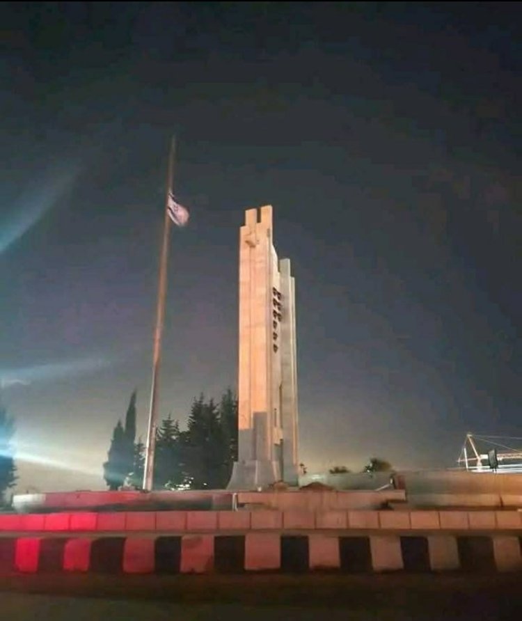 مجهولون يرفعون علم دولة الاحتلال  في مدينة السويداء