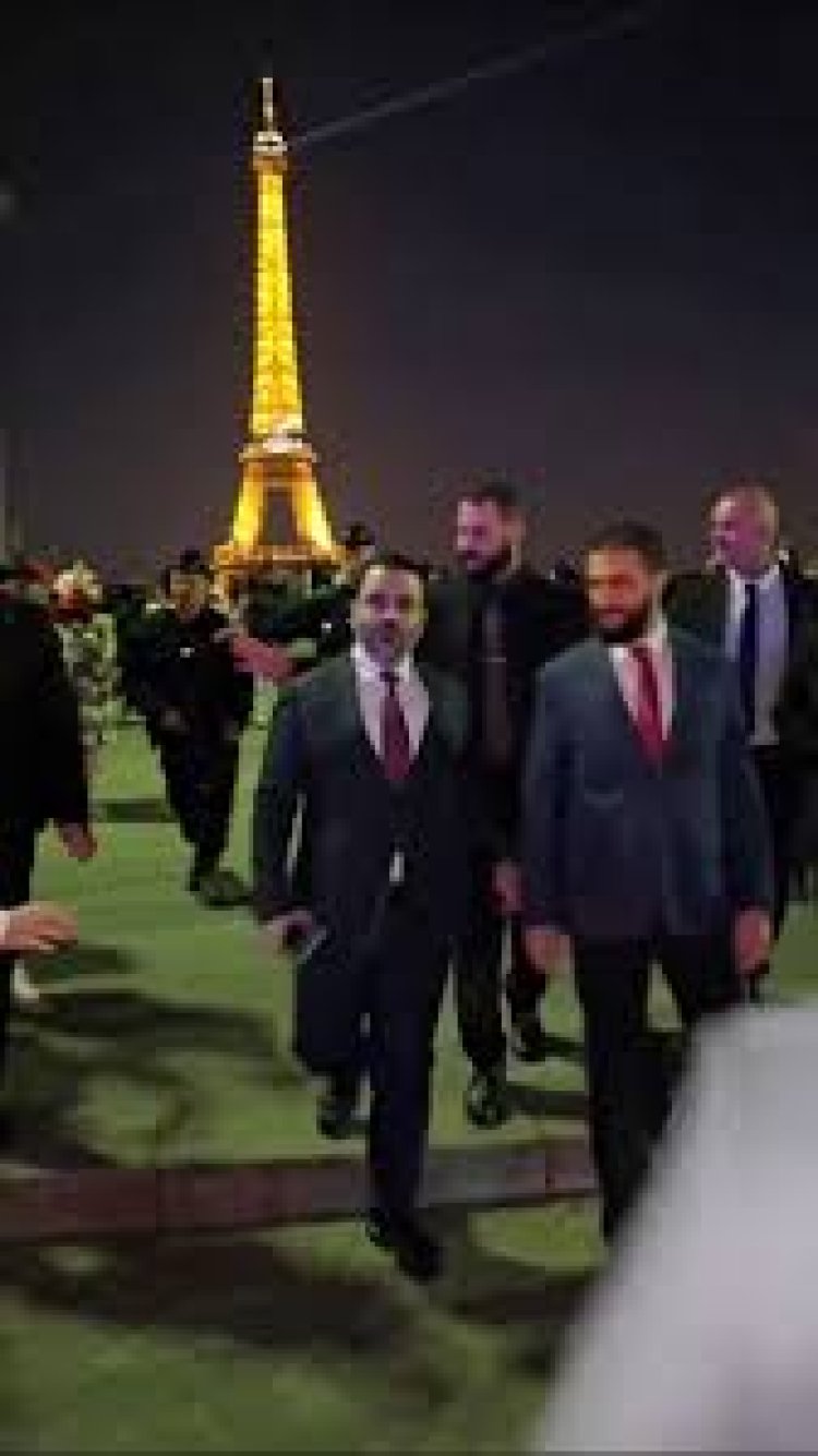 الرئيس السوري أحمد الشرع يزور برج إيفل في باريس