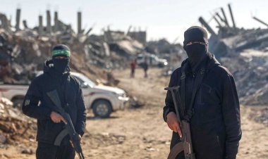 الجيش الإسرائيلي يعلن استهداف قيادي بارز في كتائب القسام بمدينة غزة، في عملية عسكرية أثارت جدلًا واسعًا حول توقيتها ودلالاتها السياسية والأمنية