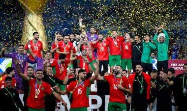 فرحة كبيرة للاعبي منتخب المغرب بعد التتويج ببطولة كأس العرب على حساب منتخب الأردن
