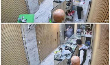 هجوم مسلح في حي الهلك بمدينة حلب استهدف محل صائغ ذهب، وأسفر عن مقتل شقيقين وسرقة محتويات المحل .