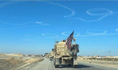 عاجل: رتل لـ التحالف الدولي يدخل مدينة دير حافر بريف حلب، وسط تحليق للطيران الحربي والمروحي.